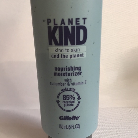 Planet Kind Refreshing Face Wash and Nourishing Moisturizer - Picture 3 of 3